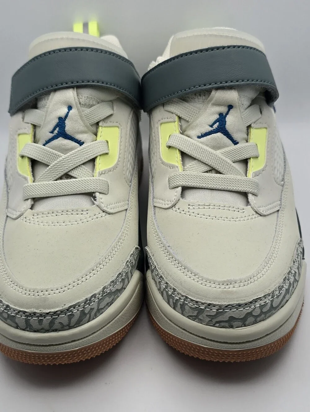 Jordan Spizike Low Kids Neutral, Navy & Lime Hook-and-Loop Sneakers